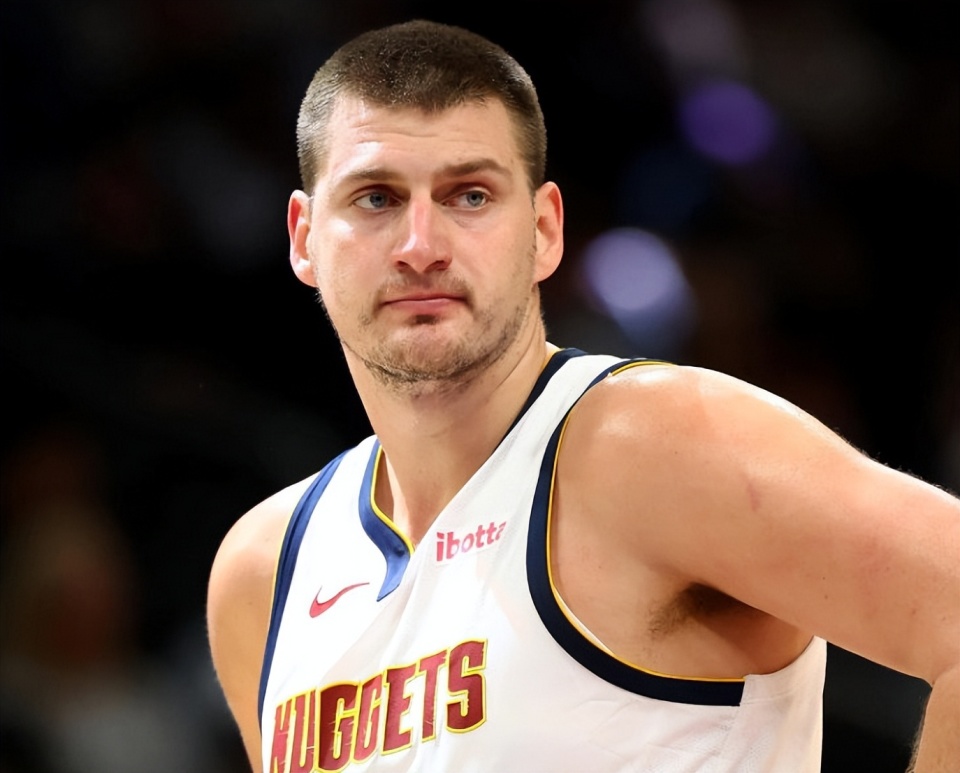 东契奇被独 东契奇被独