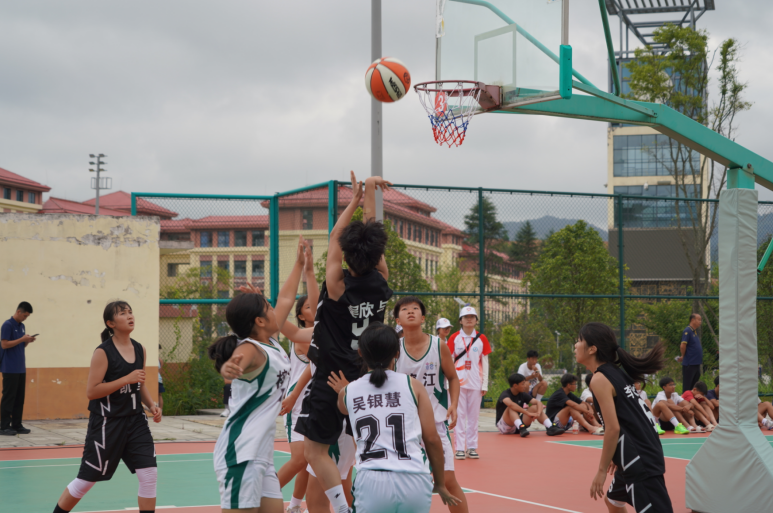 cNibK, 会暨第五届, 队友间精诚 cNibK, 会暨第五届, 队友间精诚