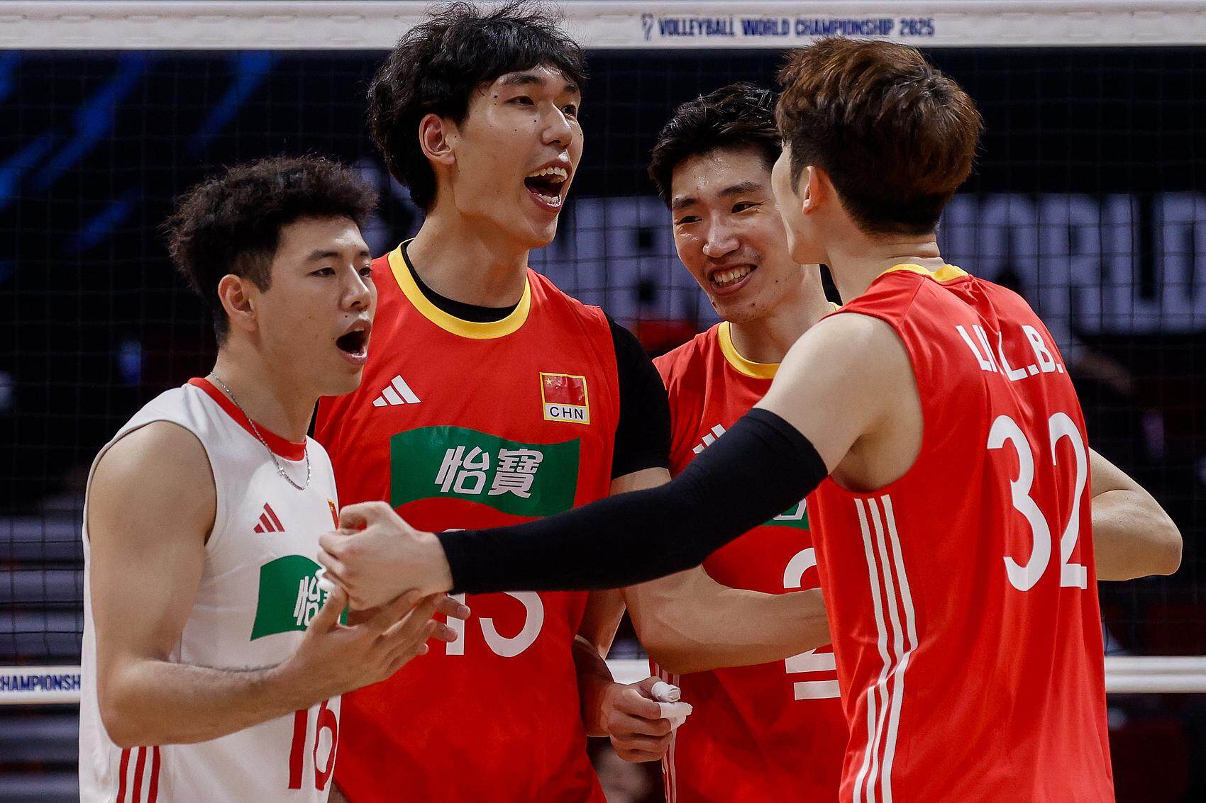 的队伍中, 要技术和战 的队伍中, 要技术和战